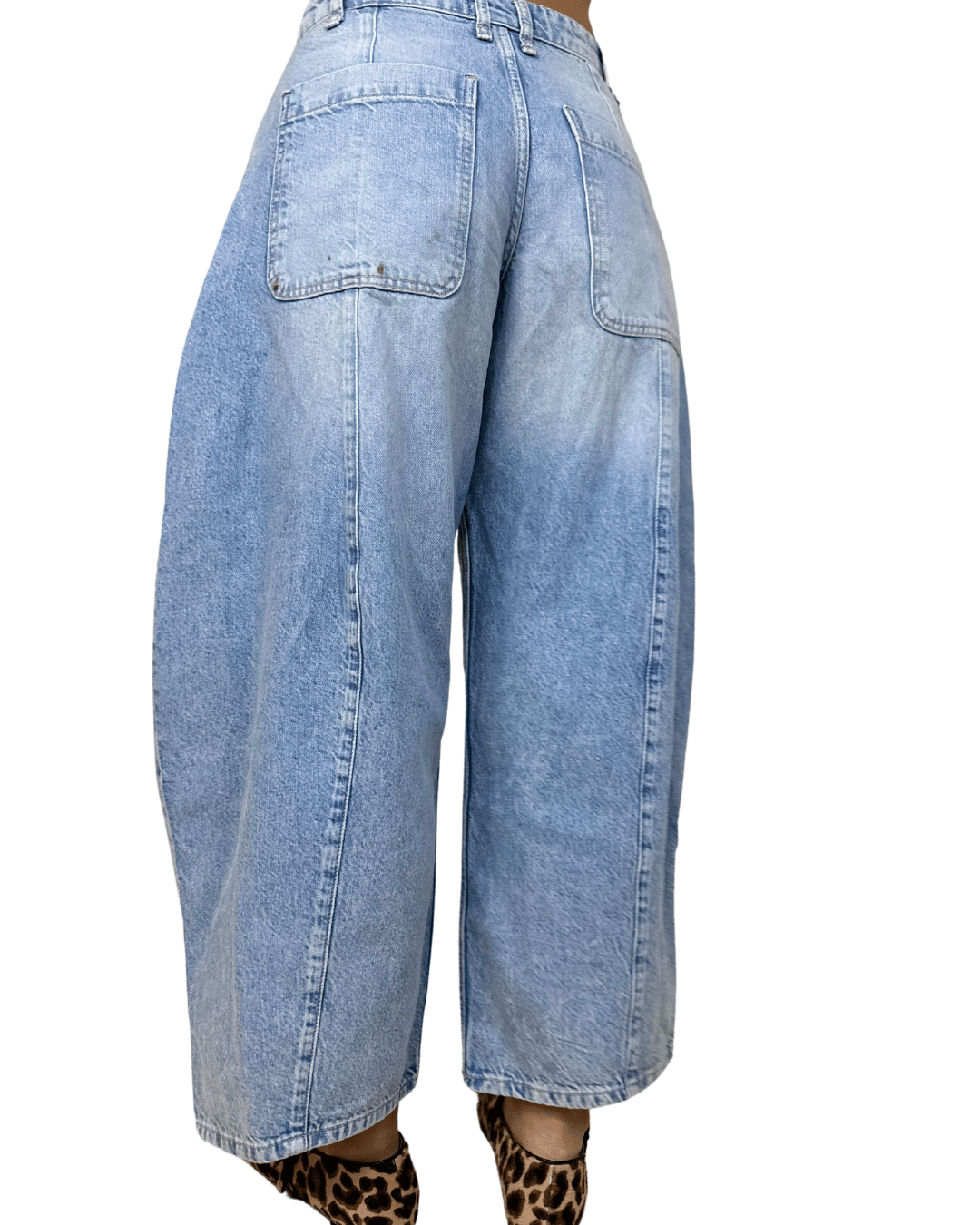Barrel Balloon Jeans – Light Wash