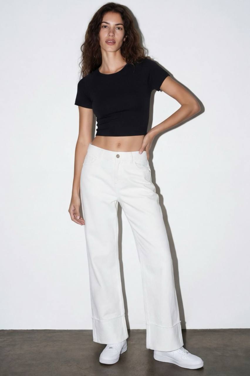 Wide-Leg Folded Cuff Jeans in Off-White