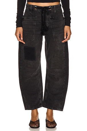 Black Barrel Jeans