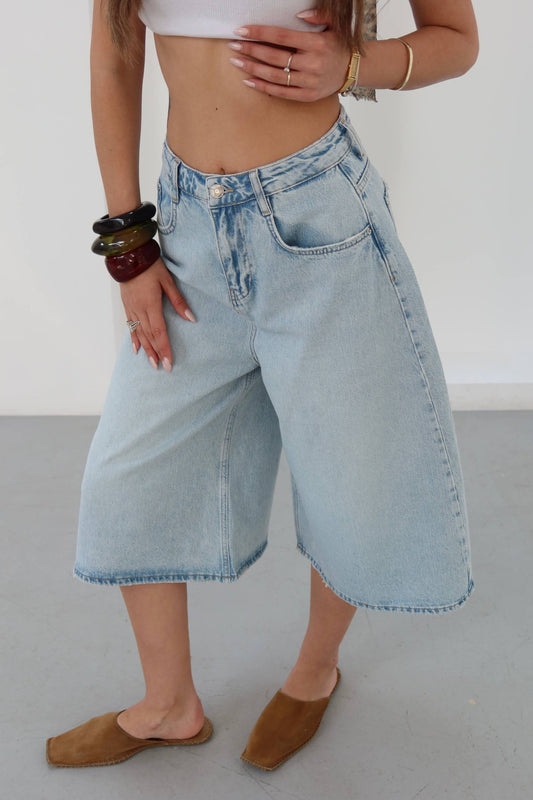 The Wayback Ultra-Wide Denim Bermuda Shorts – Light Wash -