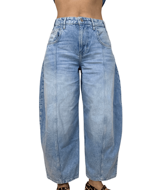 Barrel Balloon Jeans – Light Wash