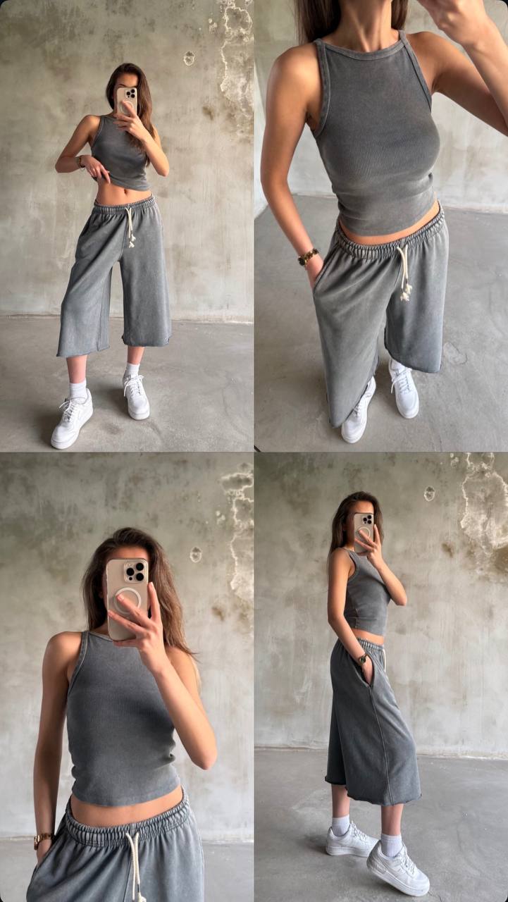 Cotton Lounge Set: Ribbed High-Neck Tank & Cropped Wide-Leg Sweatpants - Grey Color -
