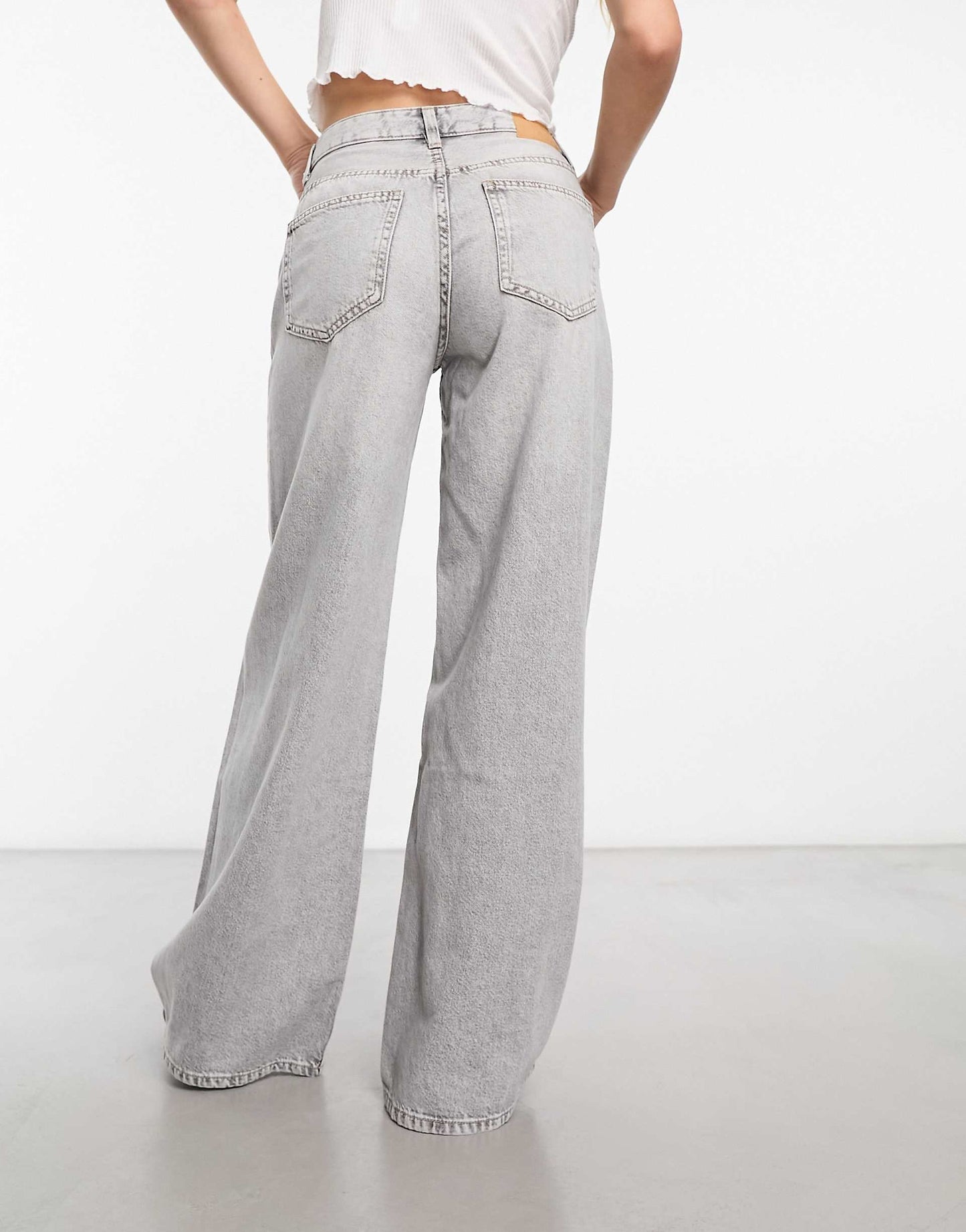 High waisted wide leg jeans in washed grey - Stretchy - Lycra