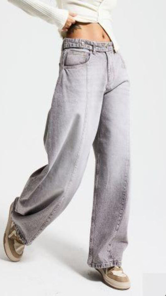 Balloon Denim Jeans - Brownish-