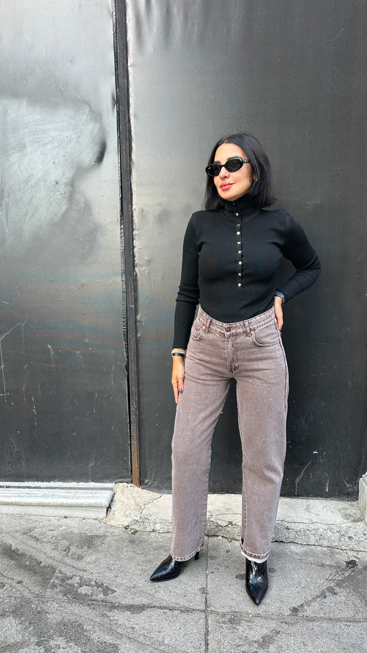 Mom Fit Denim Jeans - Brown Color - with a built in Belt on the Back