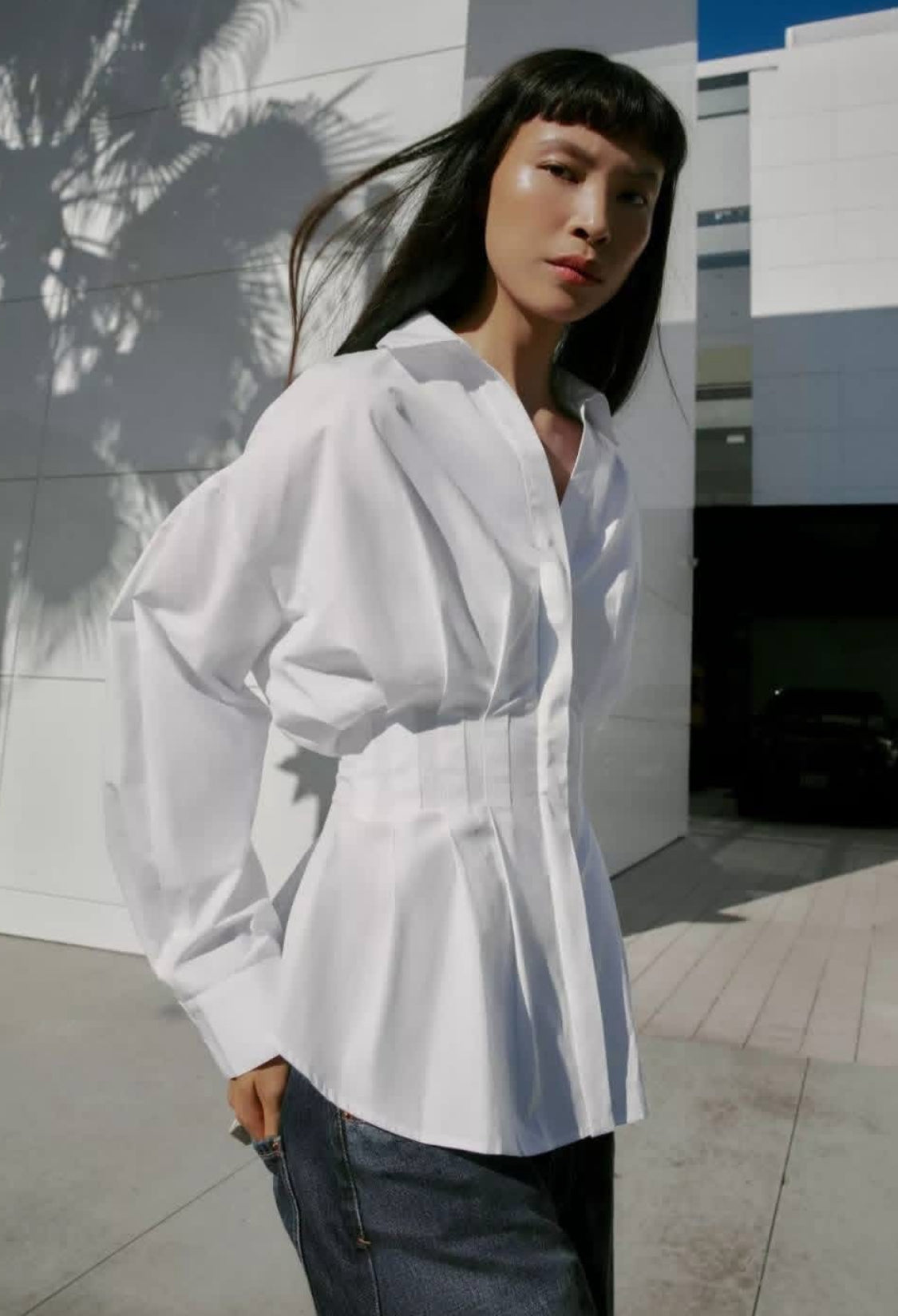 Sculpted Waist Poplin Shirt -White Color-