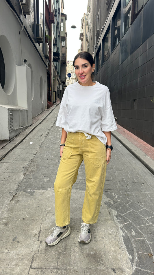 Moxie Pull-On Barrel jeans - Mustard Color -