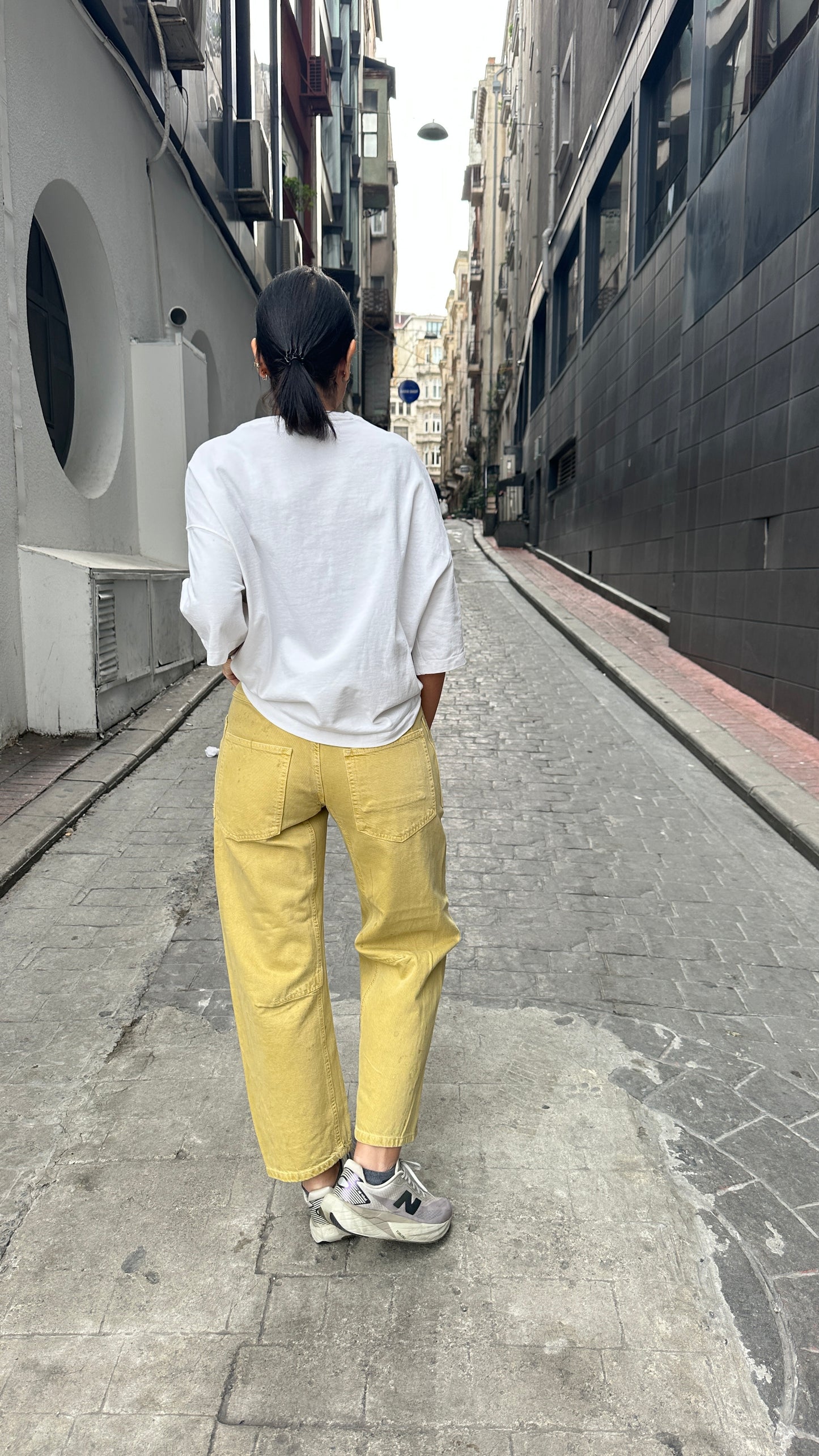 Moxie Pull-On Barrel jeans - Mustard Color -