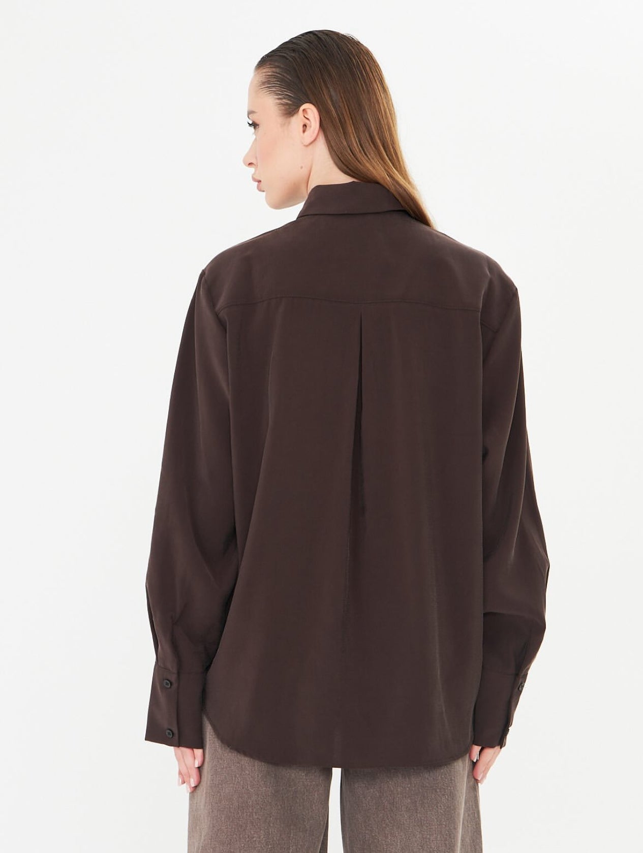 Oversized Brown Shirt with contrast Tie in Grey