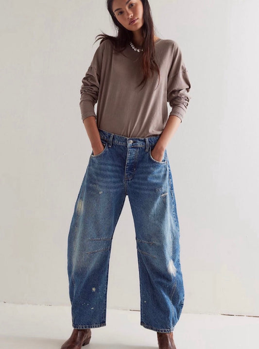 Relaxed Barrel Jeans in Vintage Blue
