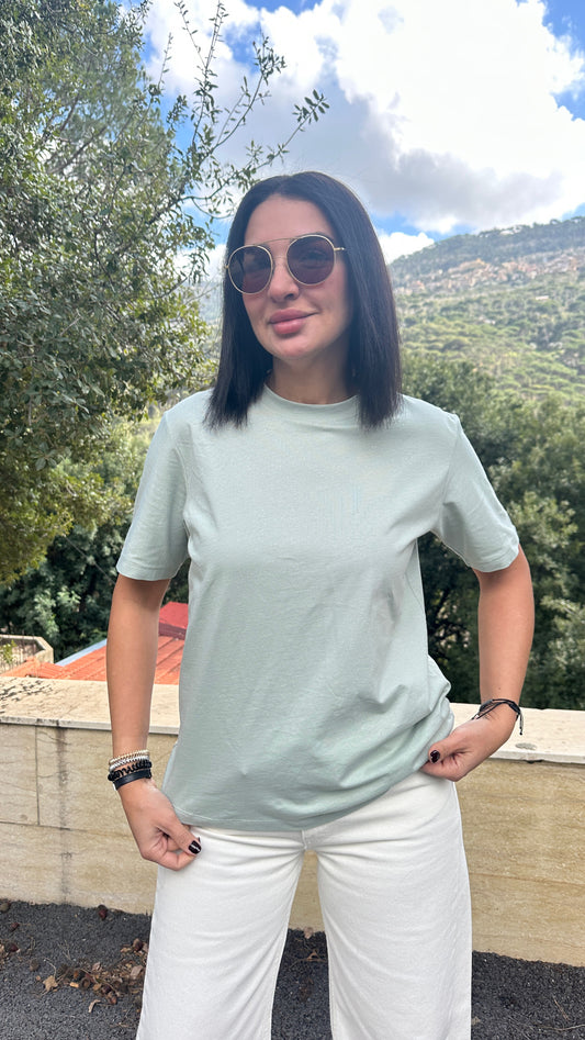 This sage green shirt glitter finish is everything✨