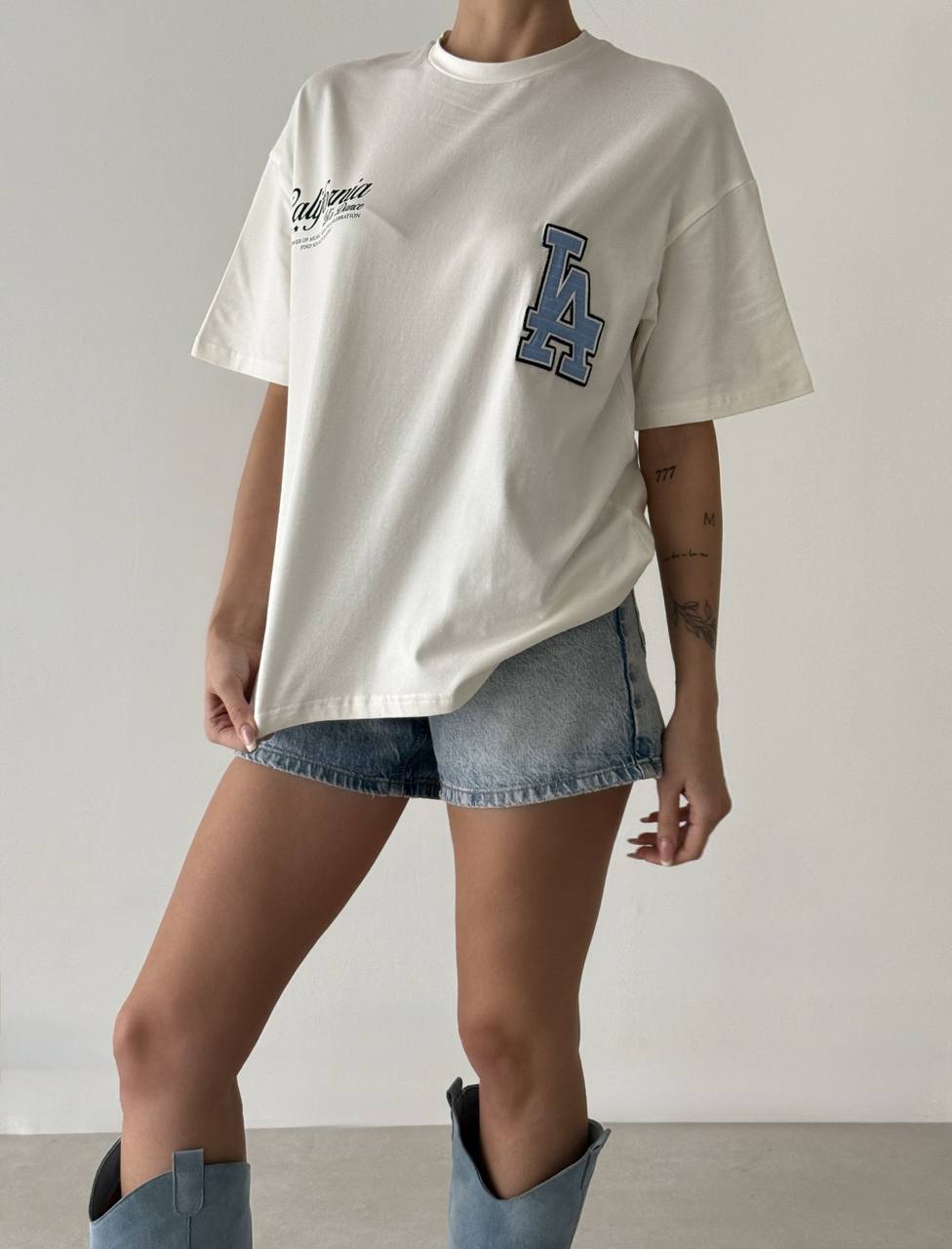 LA Oversized Tee