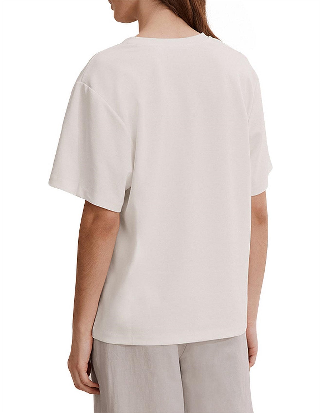 V-Neck Relaxed Tee